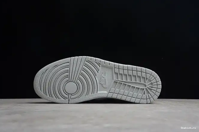 One Kick Jordan 3 CT8532-148 Air Wizards 0516